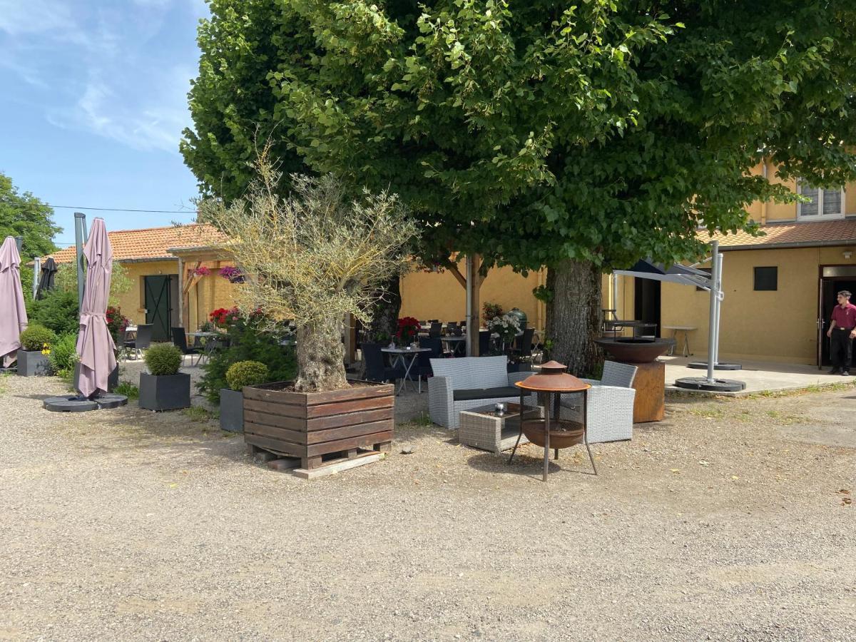 Logis L'Auberge Du Gros Silly-sur-Nied エクステリア 写真