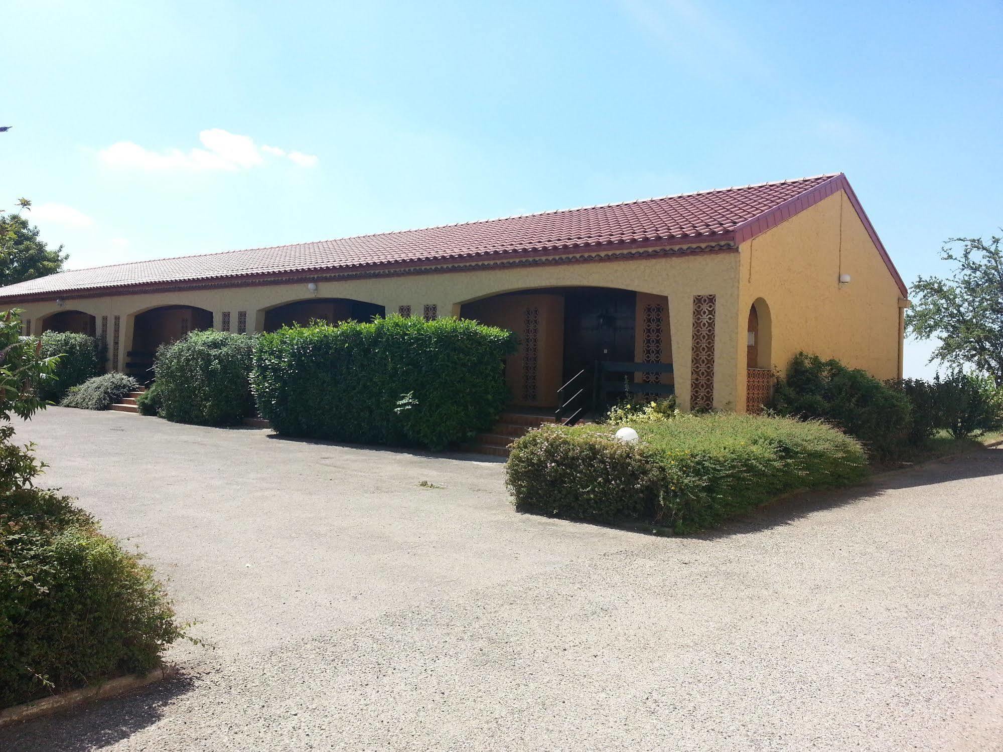 Logis L'Auberge Du Gros Silly-sur-Nied エクステリア 写真